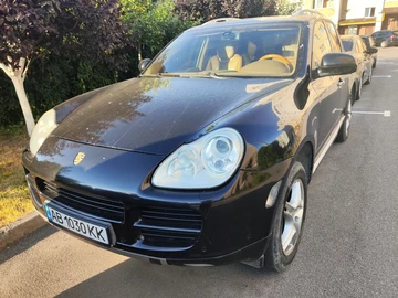Авто Porsche Cayenne 2005 № 8903335