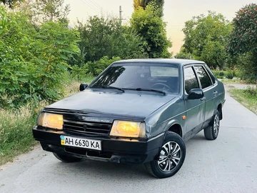 Авто ВАЗ 21099 1994 № 8903425