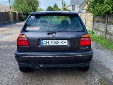 Авто Volkswagen Golf 1992 № 8903448
