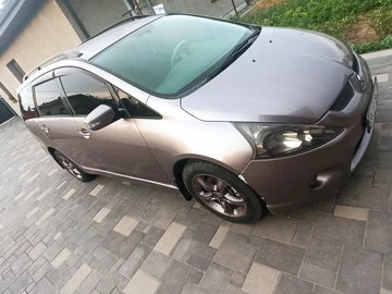Авто Mitsubishi Grandis 2004 № 8903540