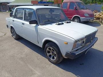 Авто ВАЗ 2107 1991 № 8903747