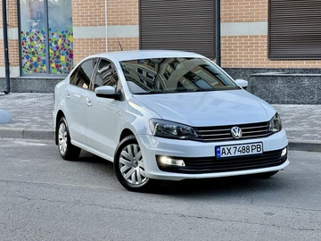 Авто Volkswagen Polo 2015 № 8903766