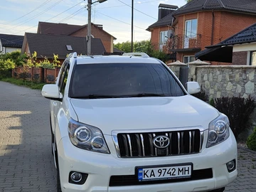 Авто Toyota Land Cruiser Prado 150 2010 № 8903855