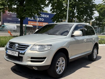 Авто Volkswagen Touareg 2007 № 8903862