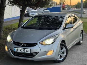Авто Hyundai Elantra 2013 № 8904059