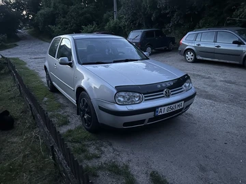 Авто Volkswagen Golf 1999 № 8904189