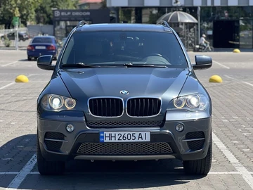 Авто BMW X5 2010 № 8904529