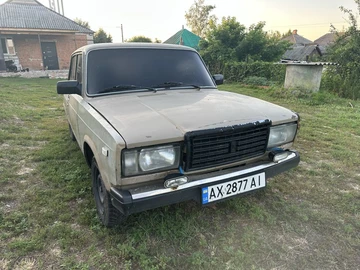 Авто ВАЗ 2107 1983 № 8904557