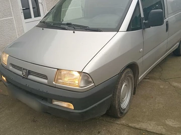 Авто Peugeot Expert 2002 № 8904658