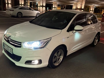 Авто Citroen C4 2012 № 8904792