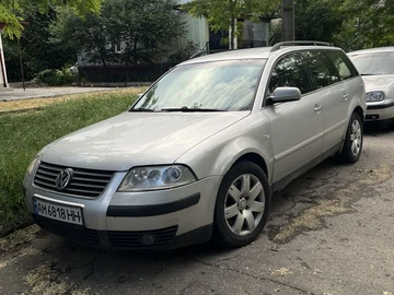 Авто Volkswagen Passat Variant 2002 № 8904922