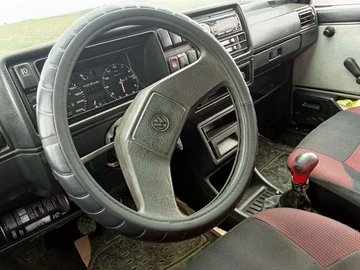 Авто Volkswagen Golf 1998 № 8904996