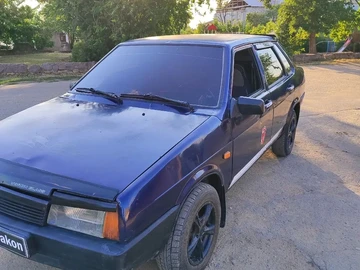 Авто ВАЗ 21099 1994 № 8905126