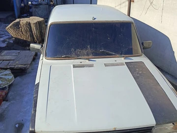 Авто ВАЗ 2105 1982 № 8905134