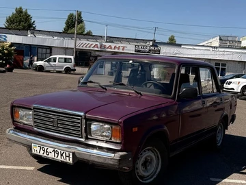 Авто ВАЗ 2107 2002 № 8905147