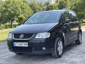 Авто Volkswagen Touran 2005 № 8905253