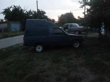 Авто ЗАЗ 1105 1999 № 8905413