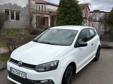 Авто Volkswagen Polo 2016 № 8905415