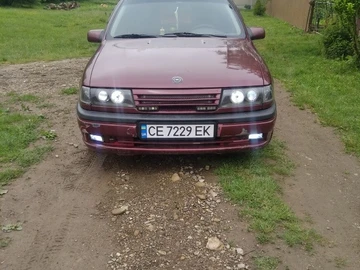 Авто Opel Vectra 1989 № 8905619