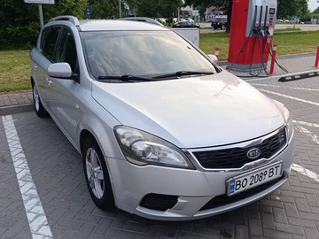 Авто KIA Cee X27 D 2010 № 8905622