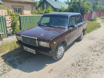 Авто ВАЗ 2107 1998 № 8905632