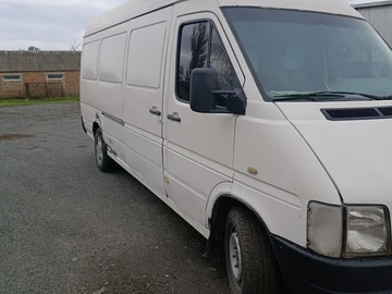 Авто Volkswagen Lt 2000 № 8905665