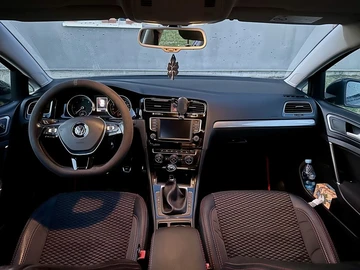 Авто Volkswagen Golf 2016 № 8905680