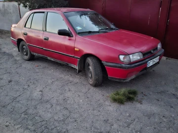 Авто Nissan Sunny 1992 № 8905796
