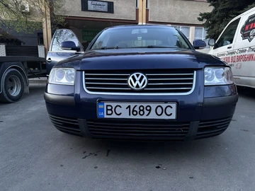 Авто Volkswagen Passat Sedan 2004 № 8905799