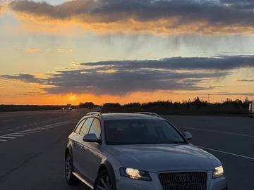 Авто Audi A4 2011 № 8905915