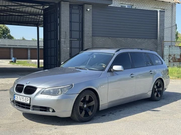 Авто BMW 5 Серия 2005 № 8906060