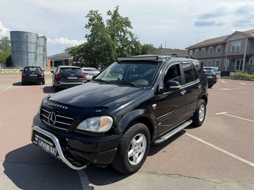 Авто Mercedes Ml Серия 2000 № 8906127