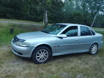Авто Opel Vectra 2000 № 8906140