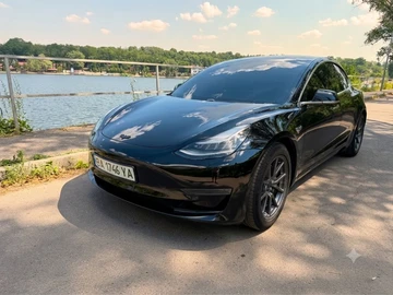 Авто Tesla Model 3 2020 № 8906142