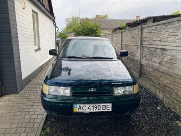 Авто ВАЗ 2110 2001 № 8906155