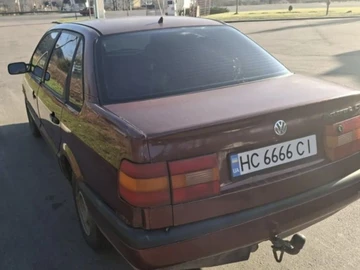Авто Volkswagen Passat Sedan 1994 № 8906170