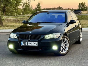 Авто BMW 3 Серия 2006 № 8906216