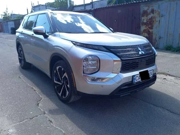 Авто Mitsubishi Outlander 2022 № 8906253