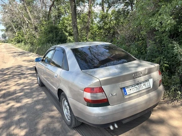 Авто Audi A4 1999 № 8906506