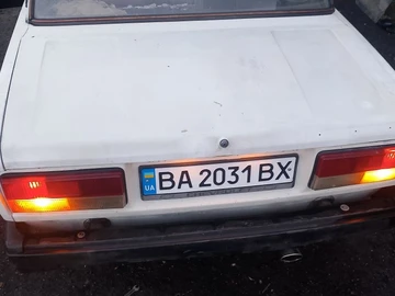 Авто ВАЗ 2107 1999 № 8906576