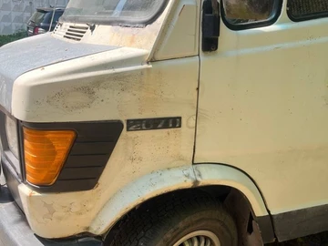 Авто Mercedes T-Mod  1986 № 8906585