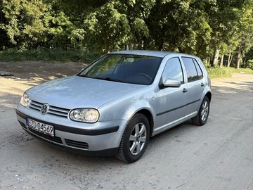 Авто Volkswagen Golf 2000 № 8906674