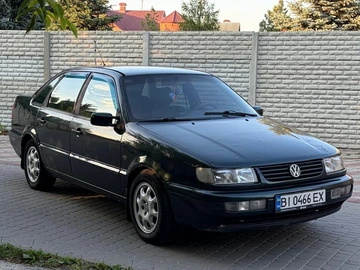 Авто Volkswagen Passat Sedan 1994 № 8906676