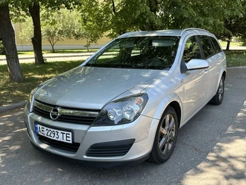 Авто Opel Astra 2005 № 8906680
