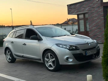 Авто Renault Megane 2011 № 8906688