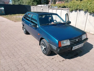 Авто ВАЗ 2109 2005 № 8906721