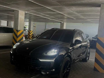 Авто Porsche Cayenne 2017 № 8906798