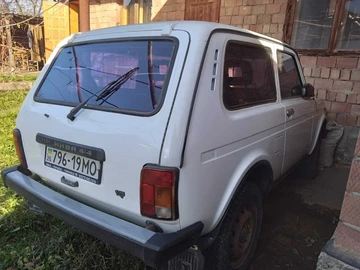 Авто ВАЗ 21213 2002 № 8906881