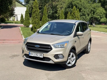 Авто Ford Escape 2018 № 8906893