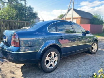 Авто Volkswagen Passat Sedan 2004 № 8907093